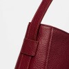 Cartera al Hombro Hana En Cuero Graneado Bordeaux