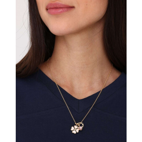 Collar Corto Con Ramillete Dorado