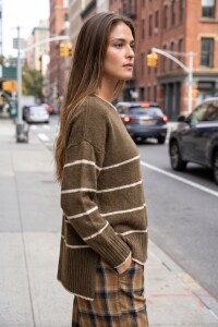 Sweater Rayado Lana Oliva