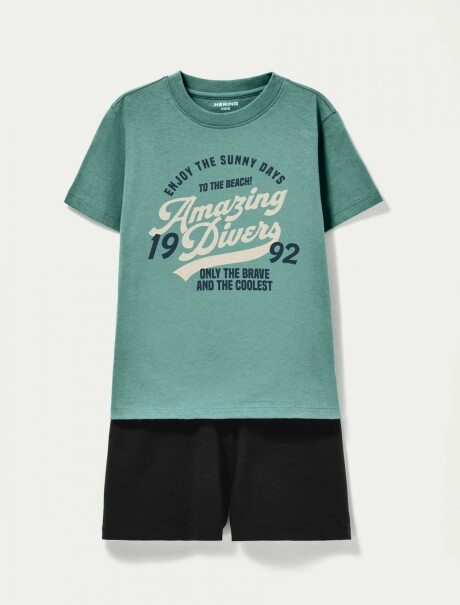 CONJUNTO INFANTIL CON ESTAMPADO VERDE