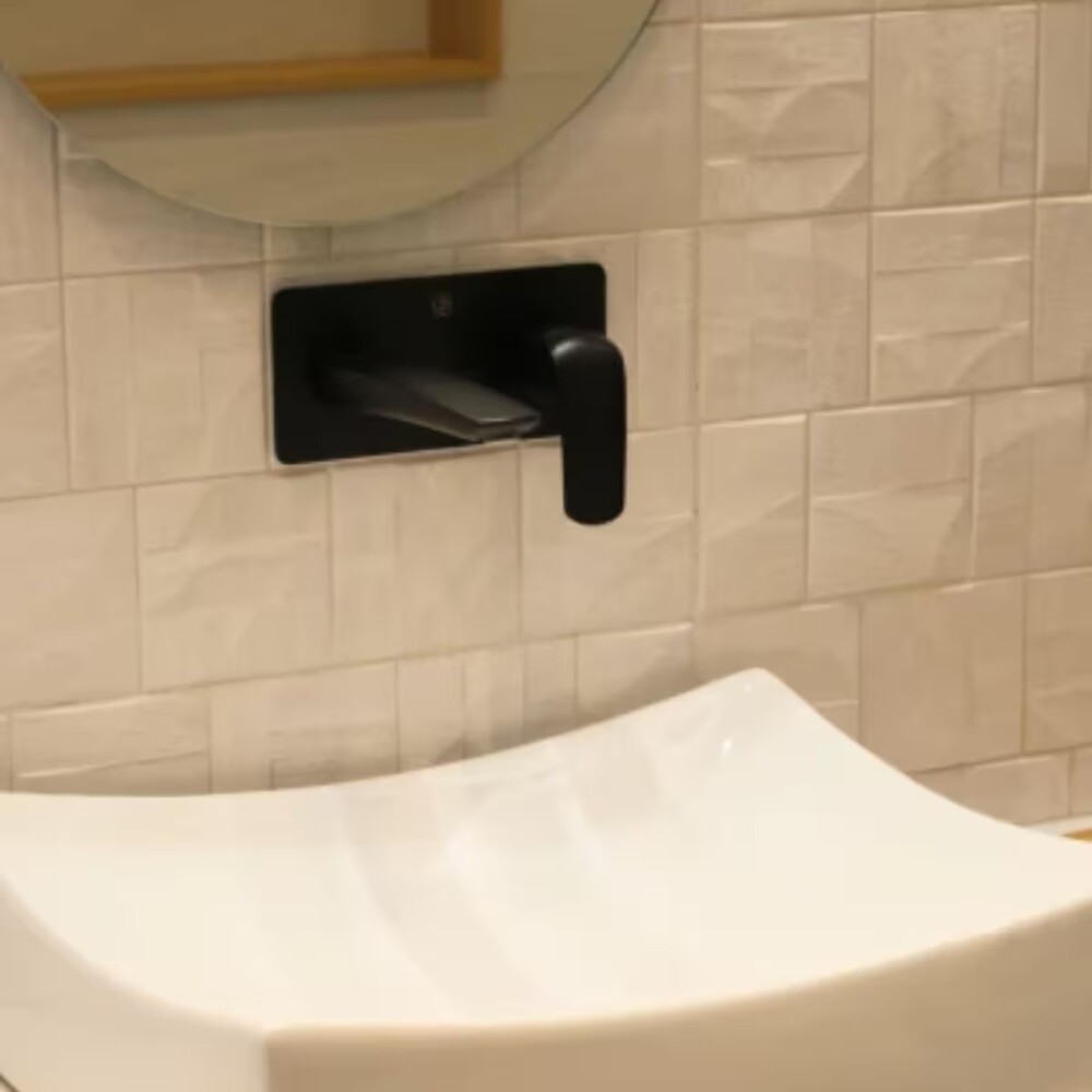 Grifería de lavatorio Monocomando de pared Epuyen negro mate Grifería De Lavatorio Monocomando De Pared Epuyen Negro Mate