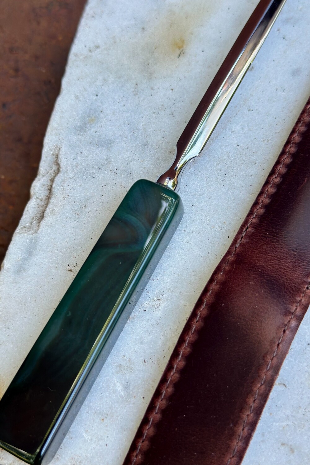 Letter Opener Verde / Chocolate
