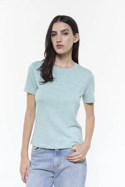 REMERA LOYAL Off White