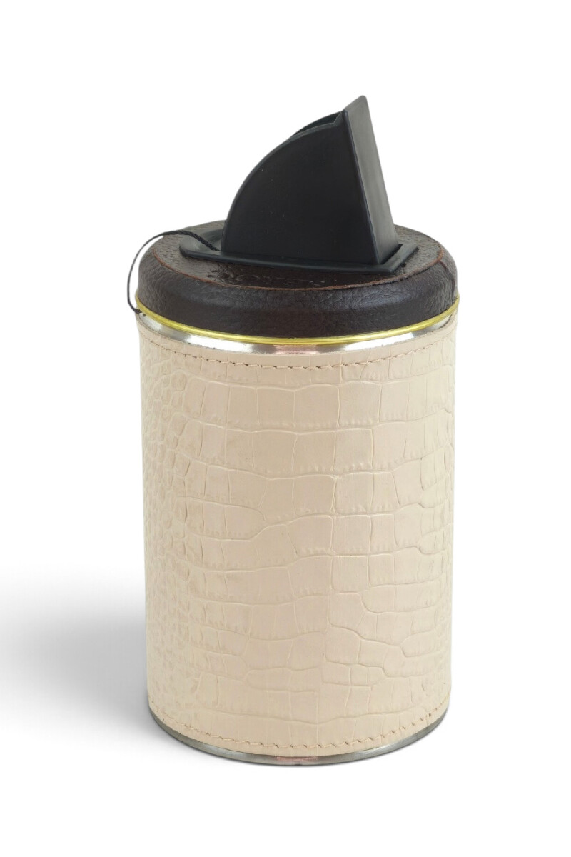 Yerbera de cuero con pico cebador Beige