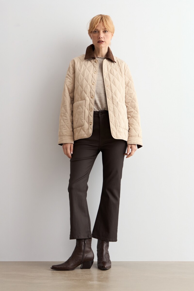 Campera capitoneada cuello pana beige claro