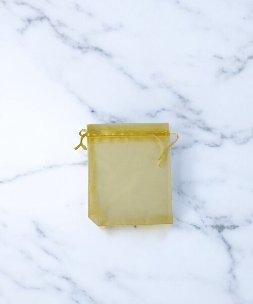 Bolsa organza 8x11 cm. ORO