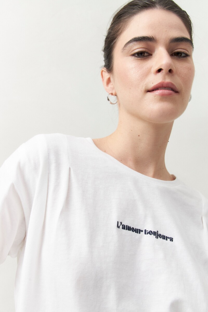 REMERA LIATRA Blanco