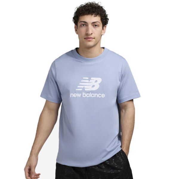 SPORT ESSENTIALS LOGO T-SHIRT - NEW BALANCE CELESTE