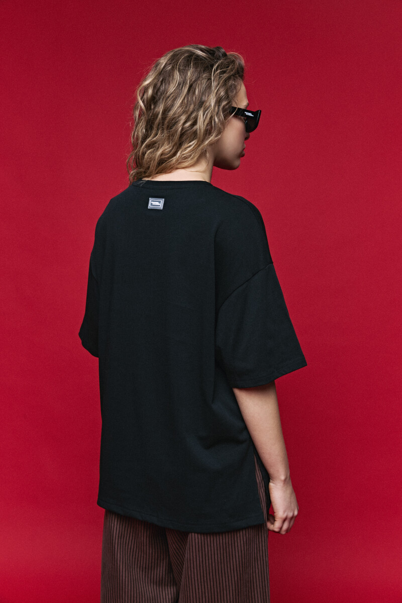 REMERA NARA Negro