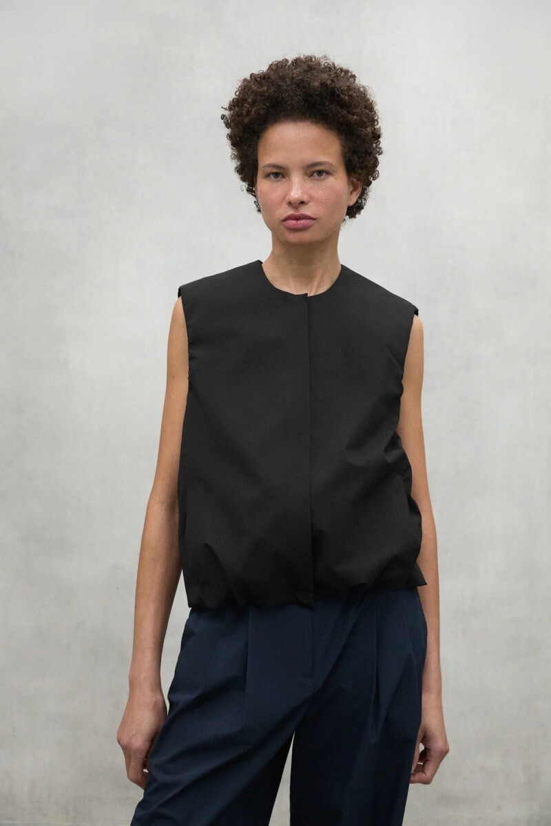 CHALECO KARIN Negro