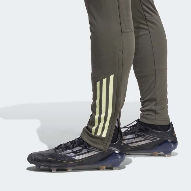 Pantalón Adidas Real Madrid Tiro 25 Competition Gris