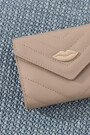 BILLETERA LIPSTICK FLAP Vison