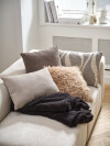 Manta throw HASSELURT pelo 130x170 negro Manta throw HASSELURT pelo 130x170 negro
