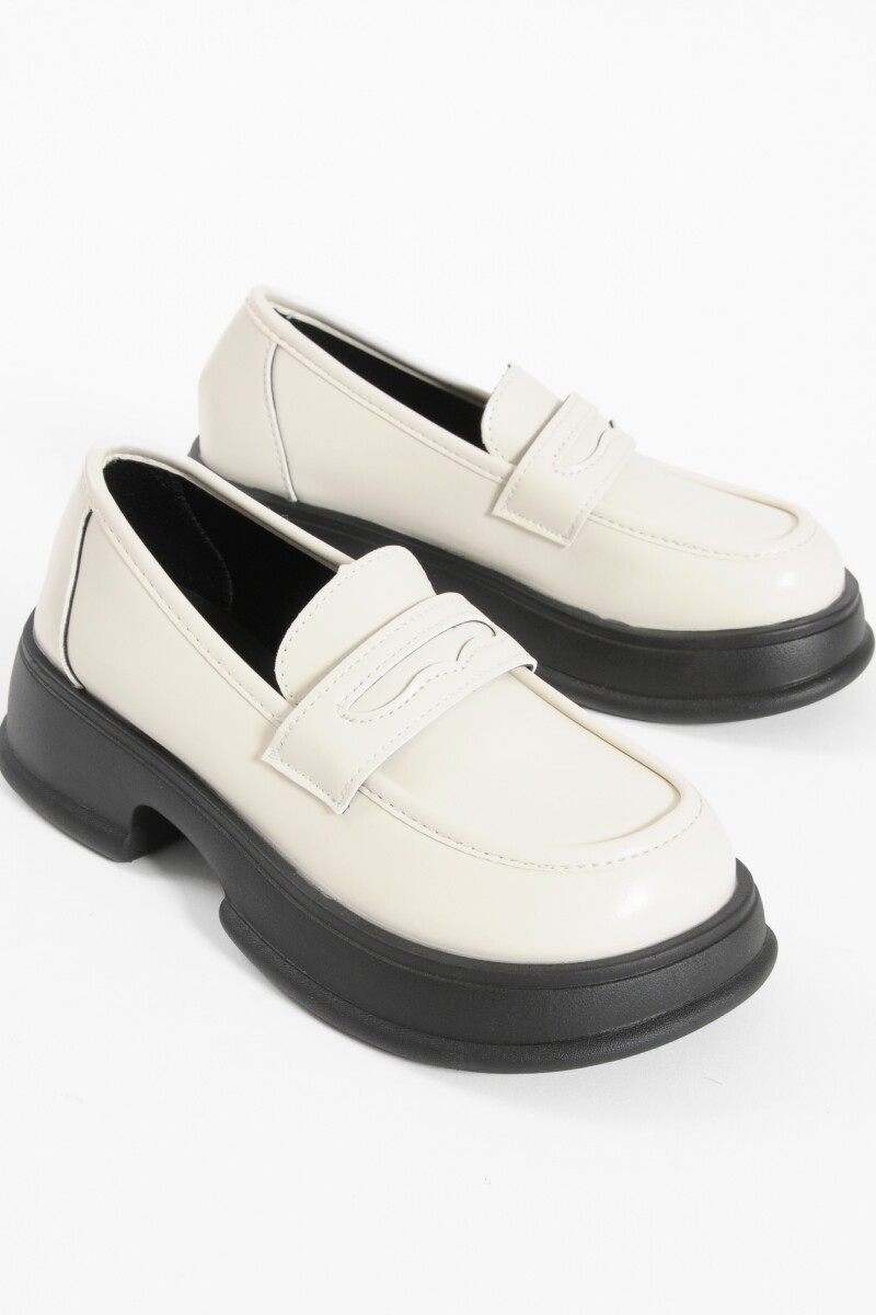 Mocasín Escorpión blanco