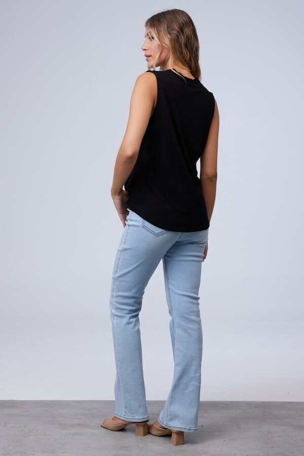 Musculosa Escote V NEGRO