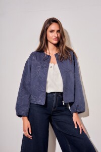 Campera Bomber Con Bordado Denim