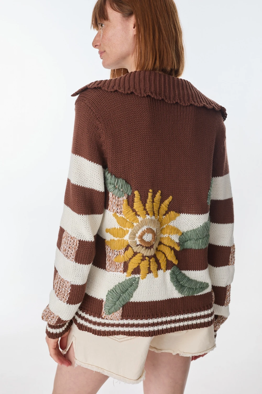 Cardigan Daisy