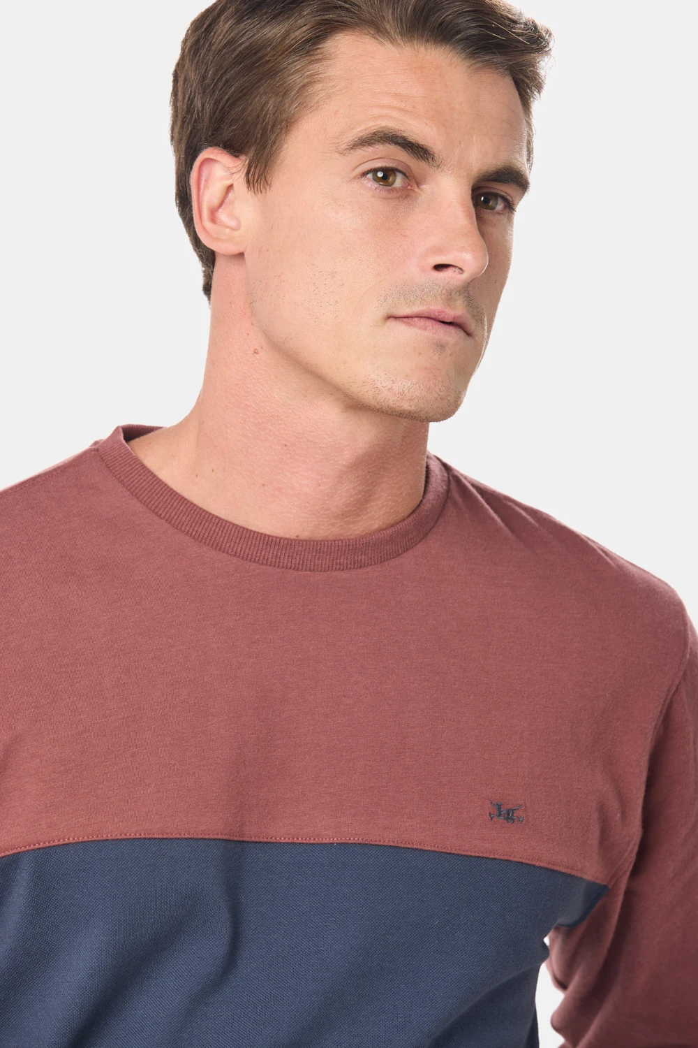 REMERA COMBINADA Bordo