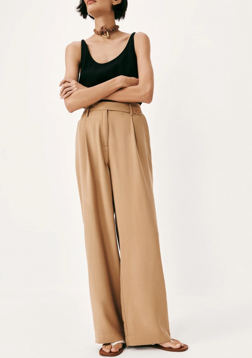 PANTALÓN RECTO DE TALLE ALTO - BEIGE 
