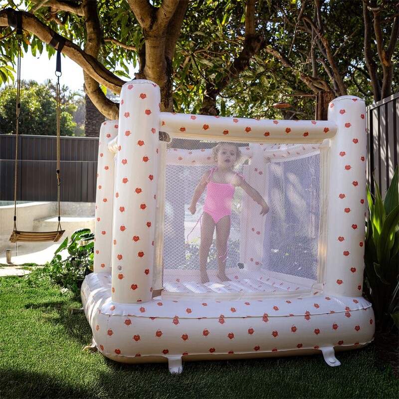 Castillo inflable para interior / exterior Poppy the Peach Cream