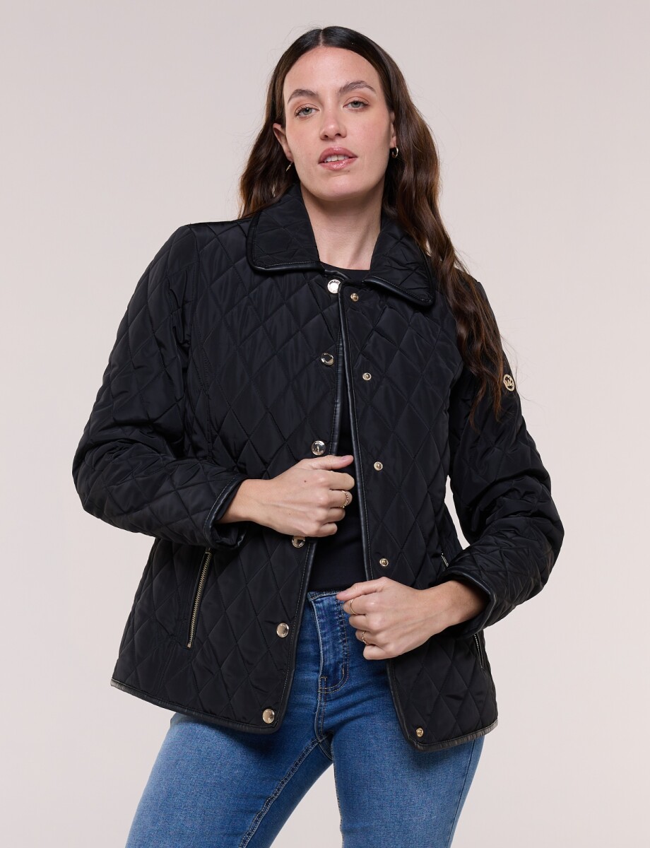Campera Capitoneada Detalle En Ecocuero - Negro 