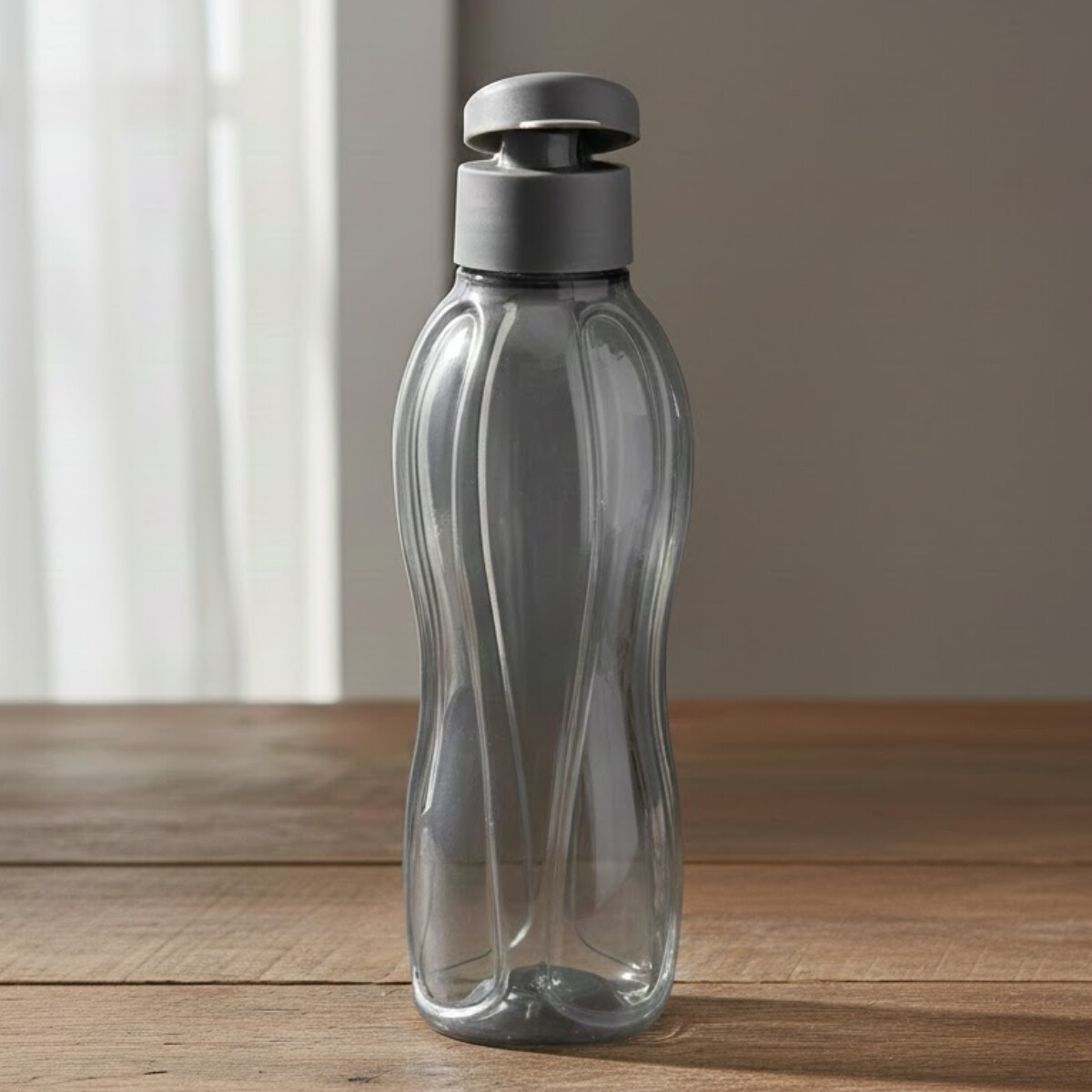 Botella caramañola plástica con tapón 1300 ml - NEGRO 