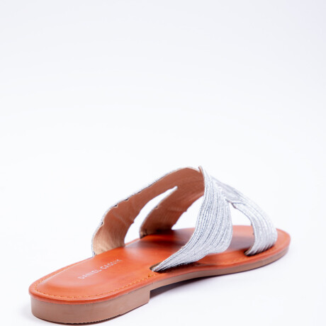 SANDALIA CHENNERD Plateado