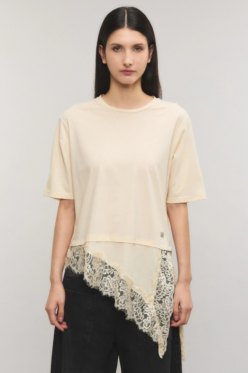 REMERA LACE 