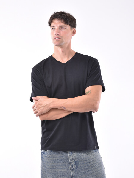 REMERA ARGOS NEGRO