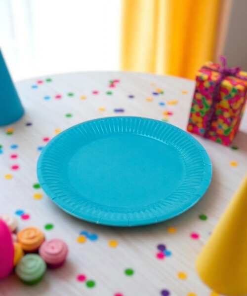 Plato 18 cm. diametro paquete x 10 CELESTE