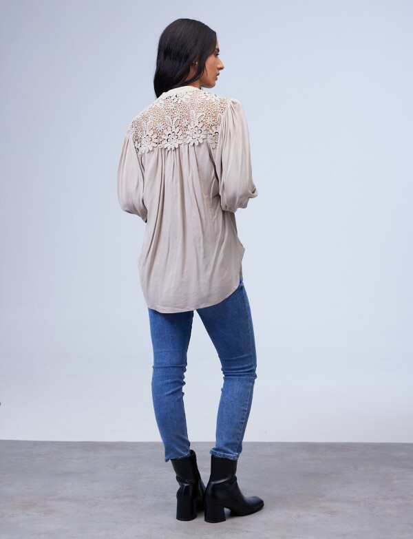 Blusa Crochet KHAKI