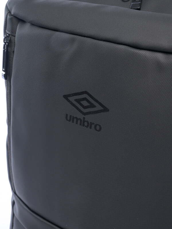 MOCHILA TRIPEC Umbro 002