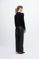 Sweater cuello polo negro