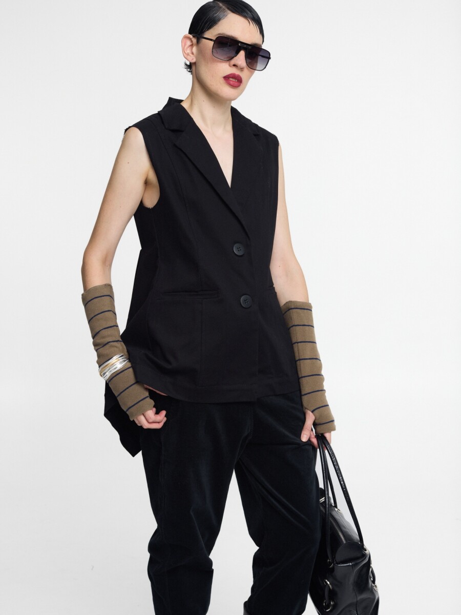 VEST 