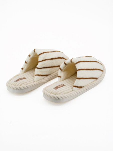 PANTUFLA JULI VARIANTE 2