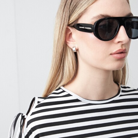 REMERA SENDAI Negro/Blanco