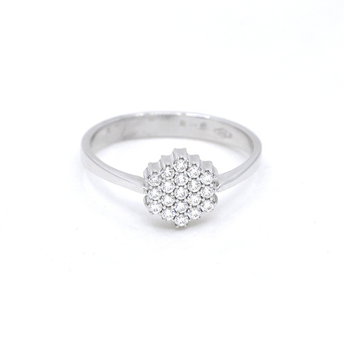 Anillo En Oro 18K Blanco Y Zirconias 