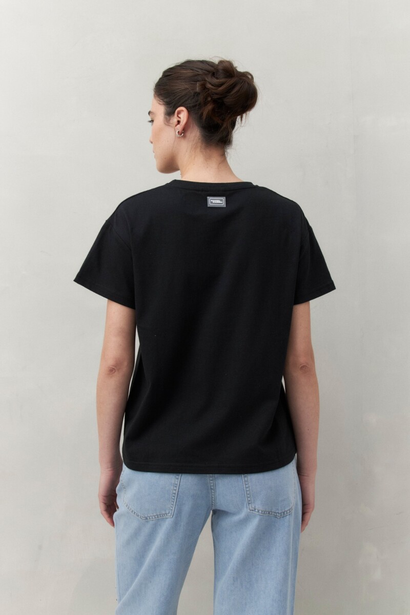 REMERA BLISSU Negro