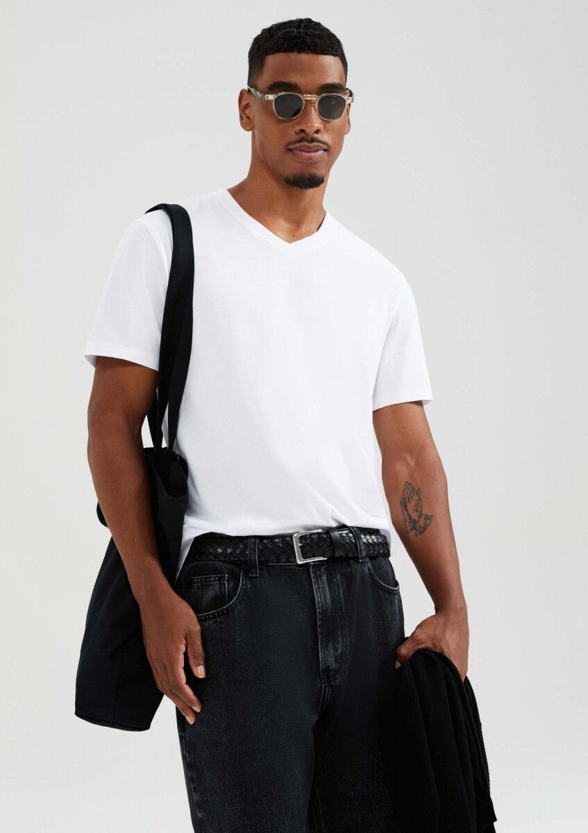 CAMISETA MM MASC - BRANCO 