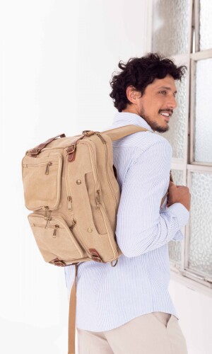 PORTA NOTEBOOK MOCHILA WORLD KAKI