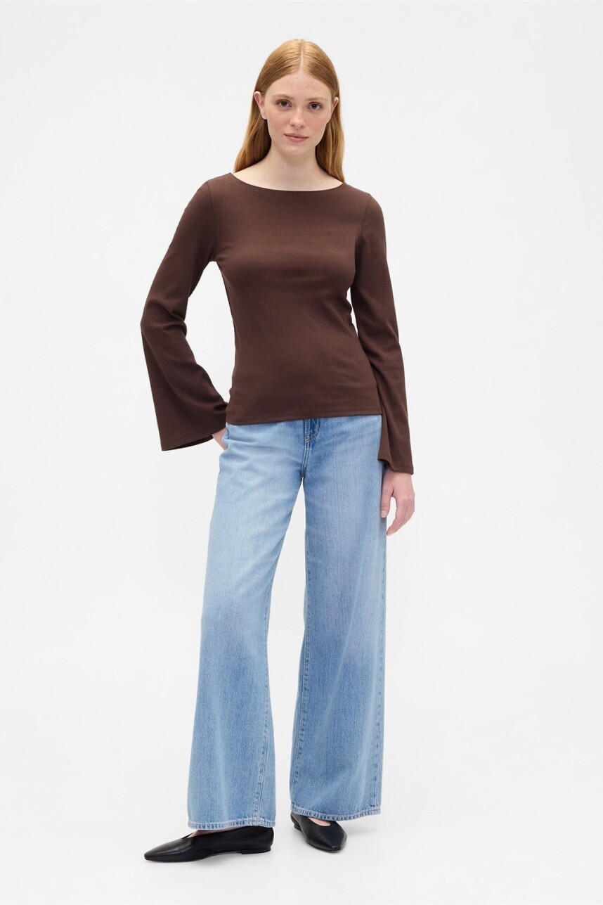 Remera Cuello Bote Mujer Dark Brown