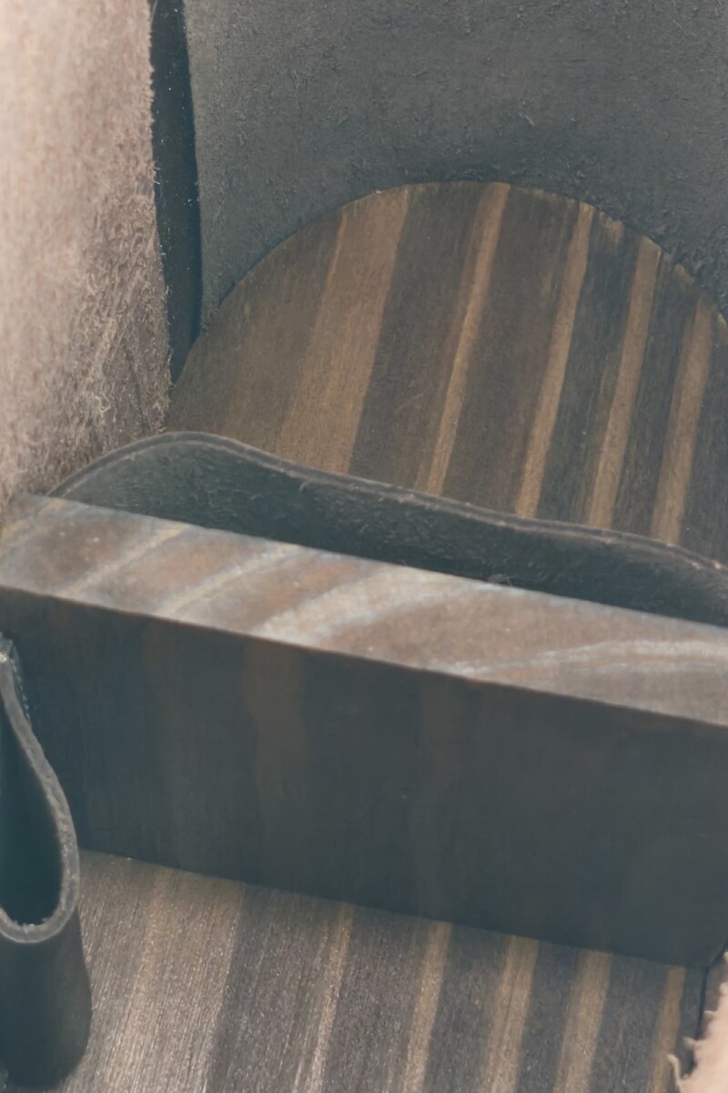 Matera de Cuero Combinado Grabado – Con Compartimento Interno Croco beige