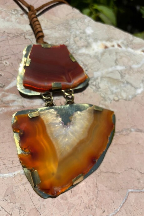 Cracked Necklace Caramel