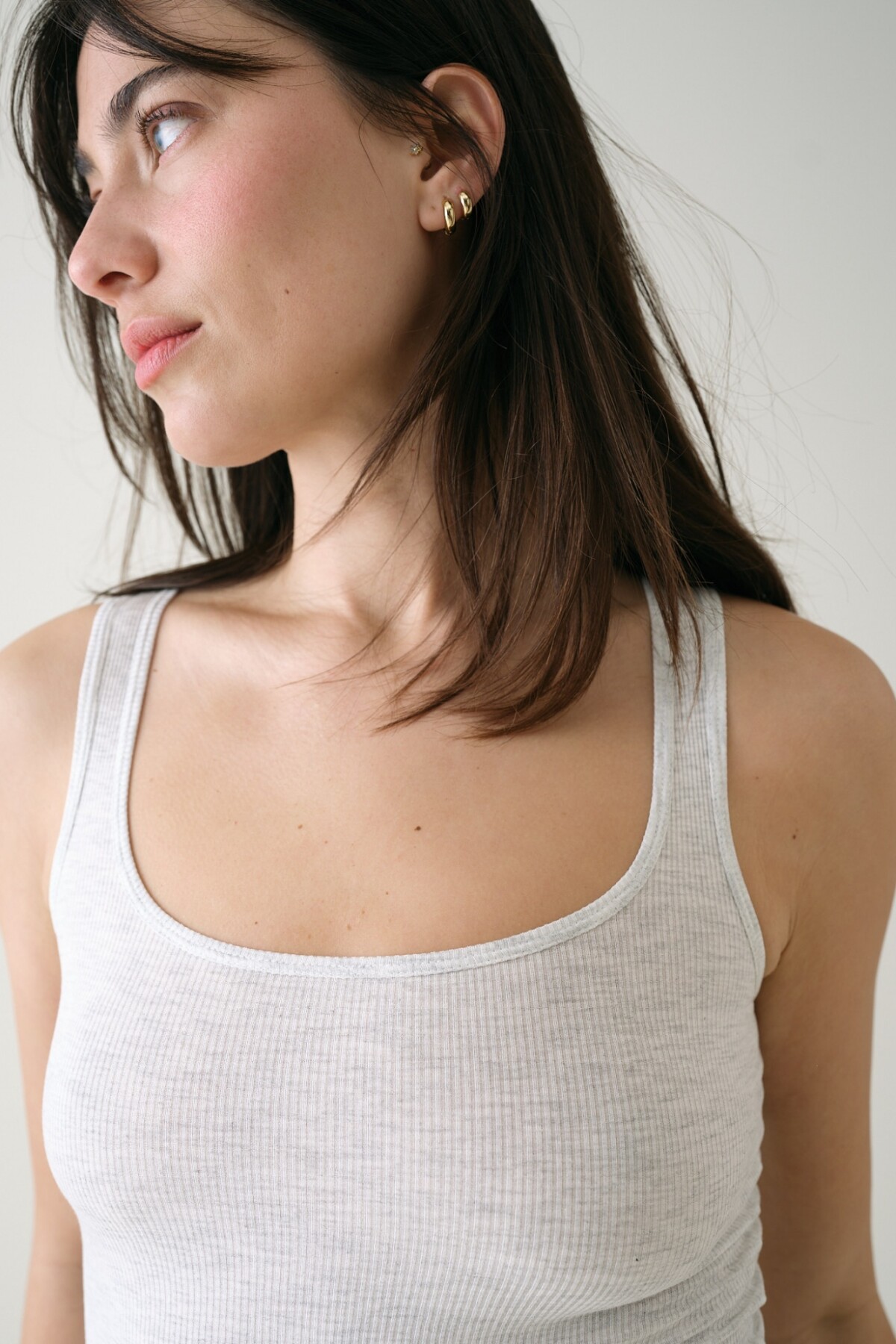 Musculosa Cropped Rib Gris Melange