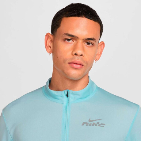 Remera Nike Pacer Flash de Hombre Azul