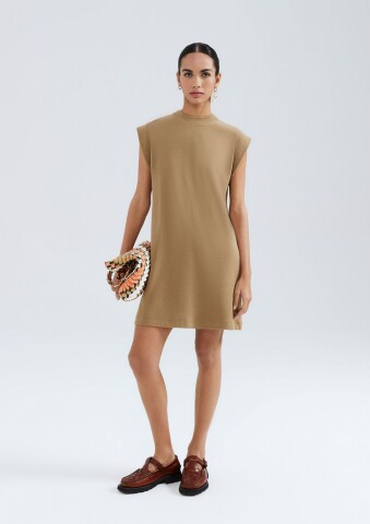 VESTIDO CURTO FEM MARRÓN MEDIO