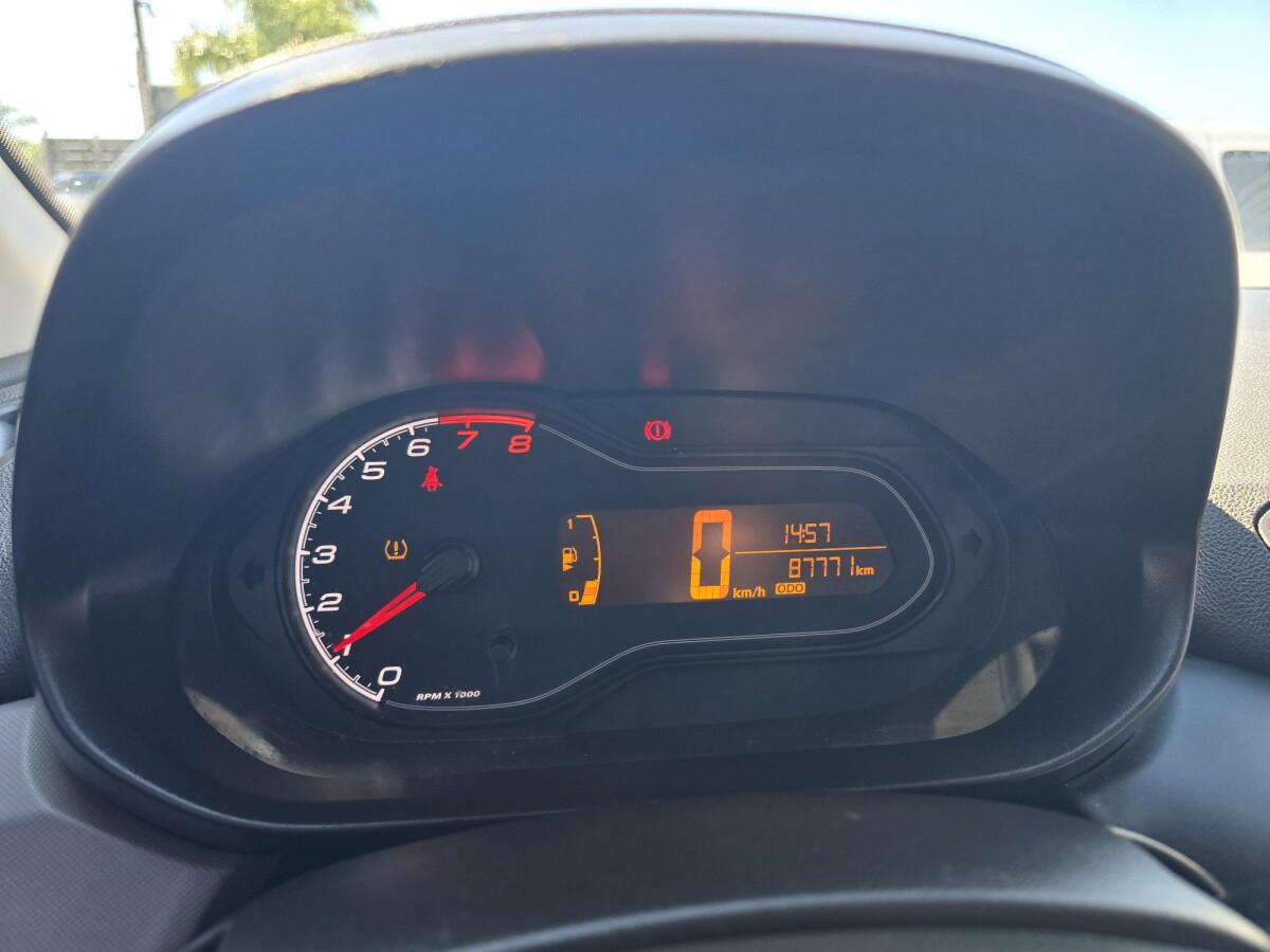 Chevrolet Prisma Joy 1.0 Extra Full| Permuta / Financia Chevrolet Prisma Joy 1.0 Extra Full| Permuta / Financia