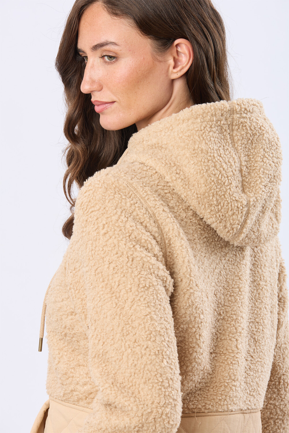 CAMPERA DE ABRIGO CON CAPUCHA Beige
