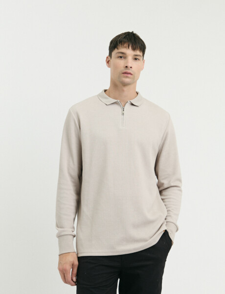 520913 REMERA HARRY Beige