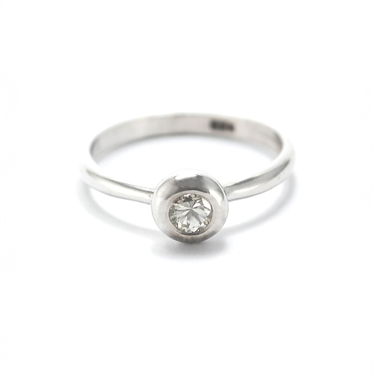 Anillo Oro 18K Blanco Y Brillante Engarce Ingles 